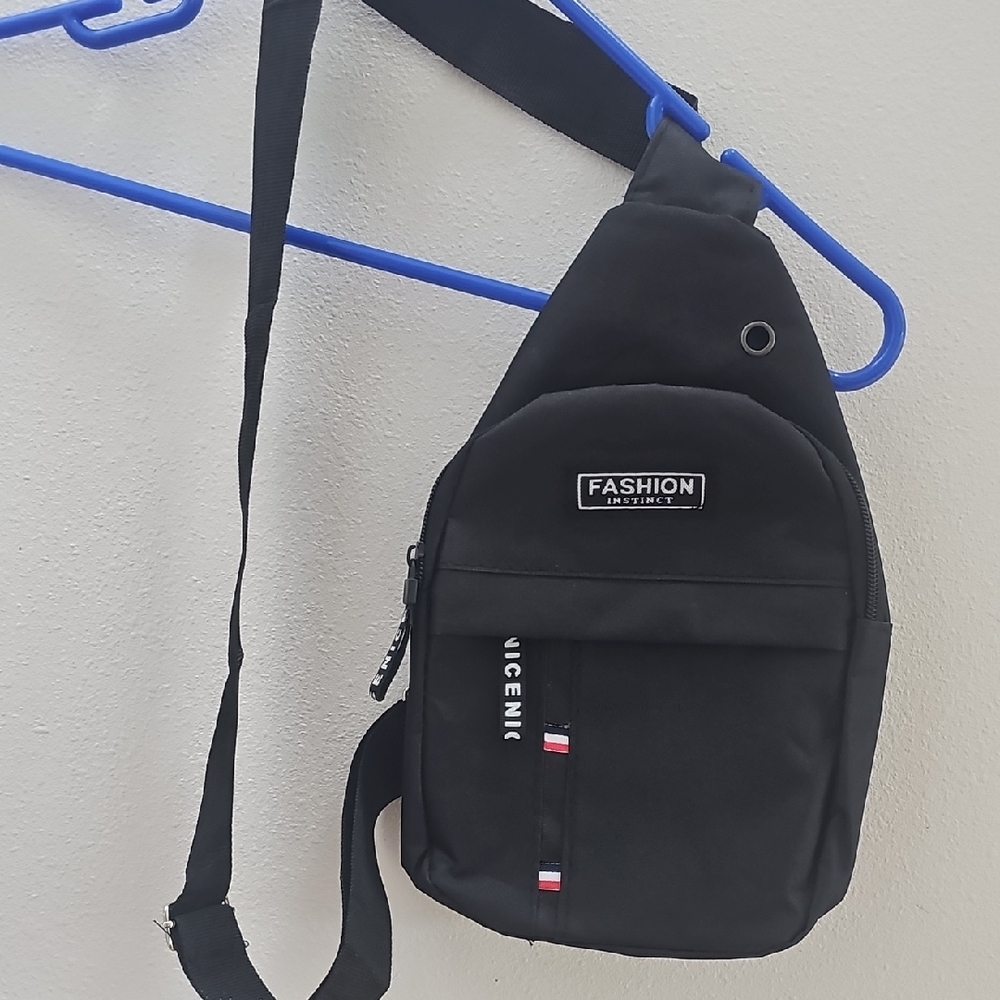 Sleek Black Belt Bag for Effortless Style